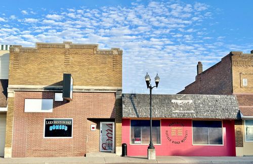 114 Center St N, Lake Benton, MN, 56149-1506 | Card Image