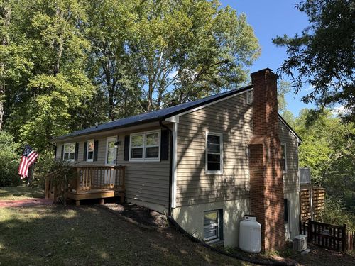 802 Bizzarre, Farmville, VA, 23901 | Card Image