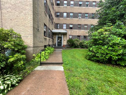 apt-f4-230 Farmington Avenue, Hartford, CT, 06105 | Card Image