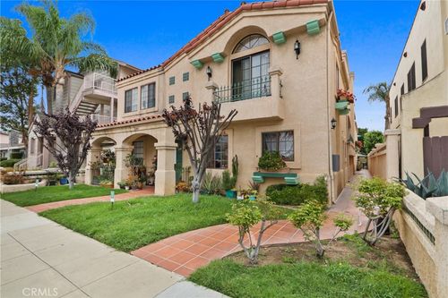 b-1052 Belmont Ave, Long Beach, CA, 90804-4303 | Card Image