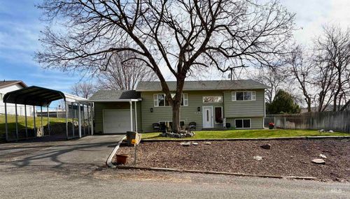 2253 Bellevue Dr, Clarkston, WA, 99403-3150 | Card Image