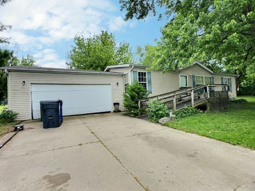 519 22nd Ave N, Clinton, IA, 52732-2129 | Card Image