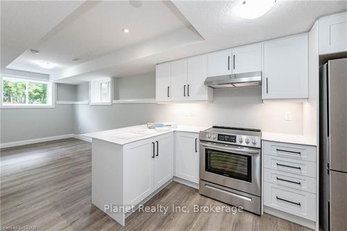2-330 Exhibition St, Guelph, ON, N1H4S2 | Card Image