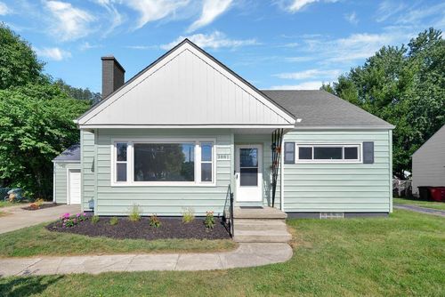 3881 Glenna Ave, Grove City, OH, 43123-2716 | Card Image