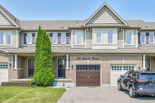 39 Newport Cres, Hamilton, ON, L9A0B2 | Card Image