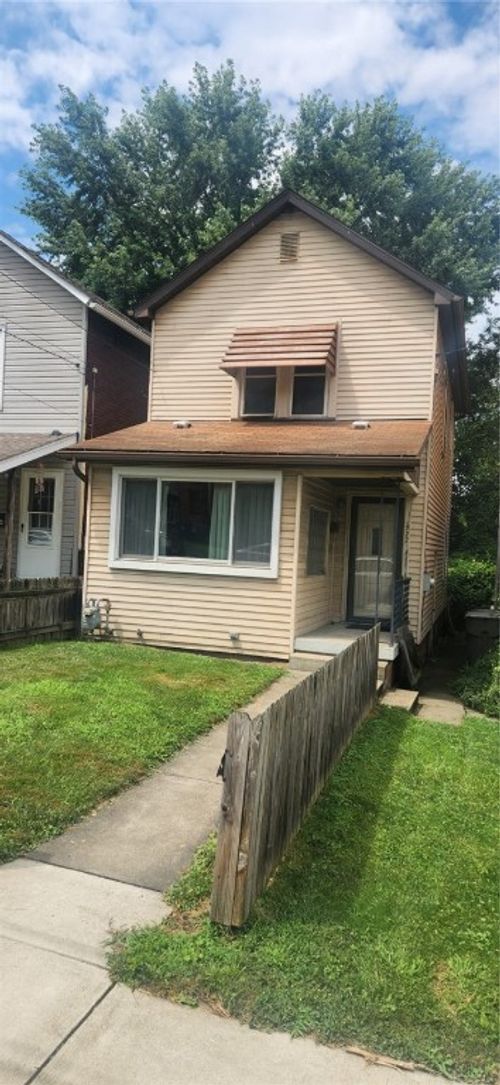 722 Crescent Ave, Ellwood City, PA, 16117-1920 | Card Image
