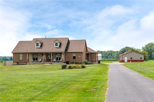 1643 St John Rd, Jamestown, OH, 45335-8802 | Card Image