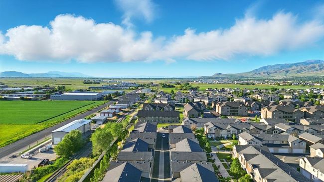 Aerial view of residential area with a mountainous background | Image 32