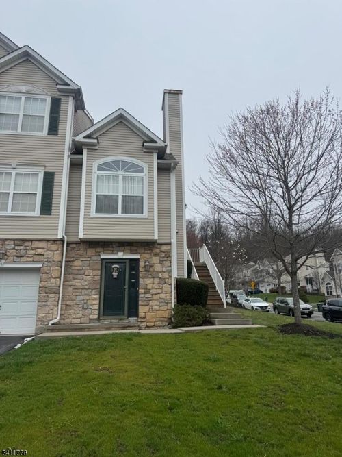 56 Congressional Blvd, Washington, NJ, 07882-1525 | Card Image