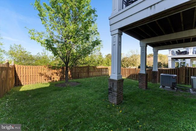 19070 Arroyo Ter, Townhouse with 4 bedrooms, 5 bathrooms and null parking in Lansdowne VA | Image 53