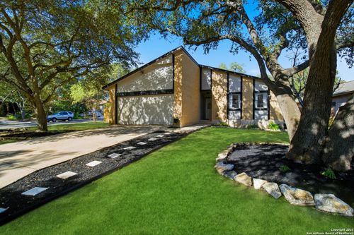 8571 Timberbriar St, San Antonio, TX, 78250-4317 | Card Image