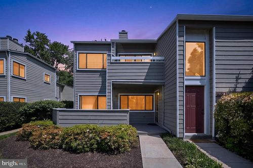1957 Villaridge Dr, RESTON, VA, 20191-4825 | Card Image