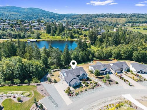 24050 Dolphin Ln, Mount Vernon, WA, 98274-5036 | Card Image