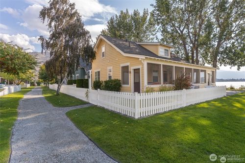 117 Bare Foot Ln, Oroville, WA, 98844-5903 | Card Image