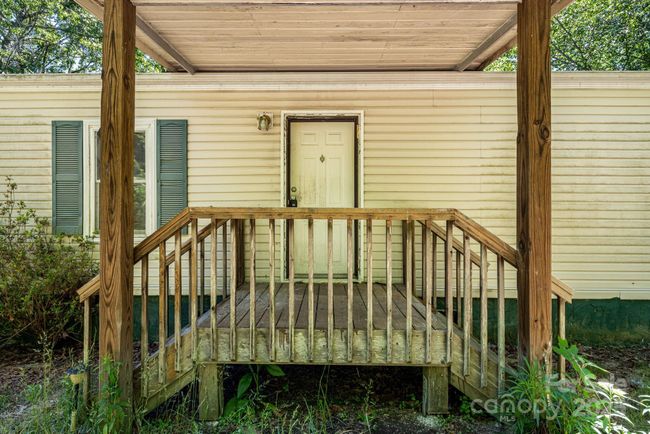 501 Deer Chase Cir, House other with 2 bedrooms, 2 bathrooms and null parking in Cedar Mountain NC | Image 8