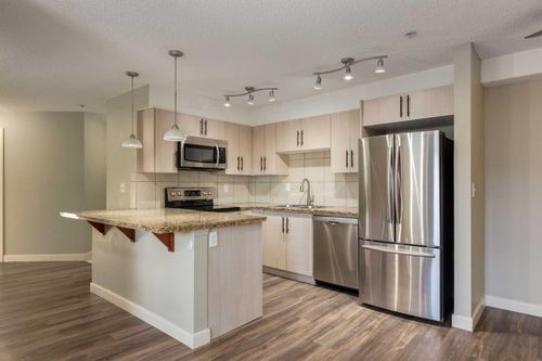 301-108 Country Village Cir Ne, Calgary, AB, T3K0E3 | Card Image