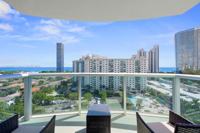 1414 - 19380 Collins Ave, Condo with 1 bedrooms, 1 bathrooms and null parking in Sunny Isles Beach FL | Image 1