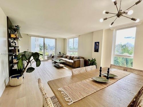 5a-9721 E Bay Harbor Dr, Bay Harbor Islands, FL, 33154-1786 | Card Image