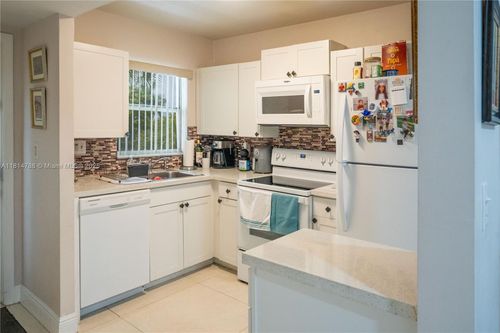 apt-312-8350 Sunrise Lakes Blvd, Sunrise, FL, 33322-1579 | Card Image