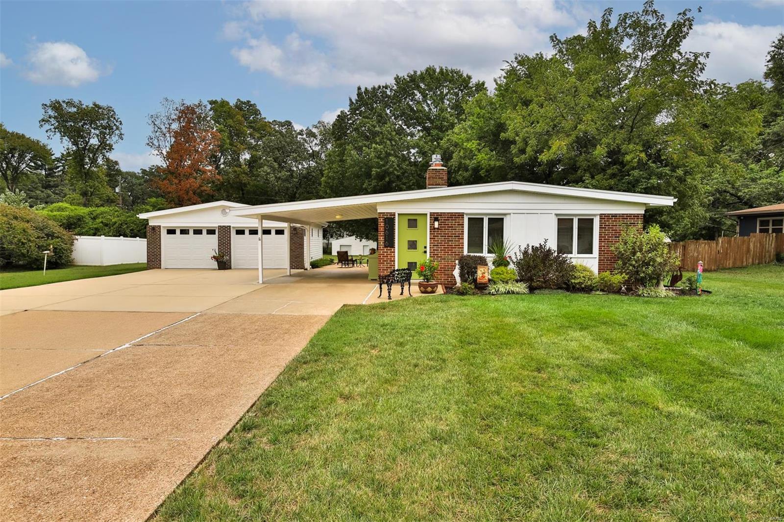 Twilight Dr, Saint Louis, MO 63128