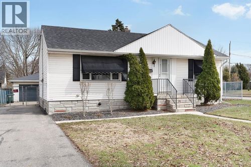 1020 Askin Ave, Windsor, ON, N9B2X7 | Card Image