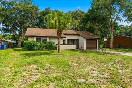 820 23rd Pl Sw, VERO BEACH, FL, 32962-8113 | Card Image