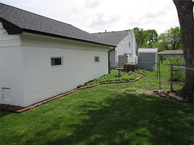 1101 West Blvd, House other with 3 bedrooms, 1 bathrooms and 2 parking in Belleville IL | Image 25