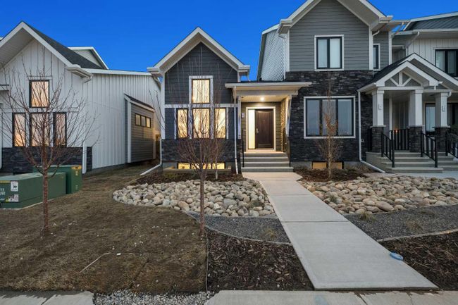 25 Larkspur Bend, Home with 3 bedrooms, 2 bathrooms and 2 parking in Okotoks AB | Image 41