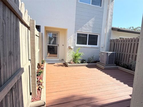 1909 Whitney Way, CLEARWATER, FL, 33760-1617 | Card Image