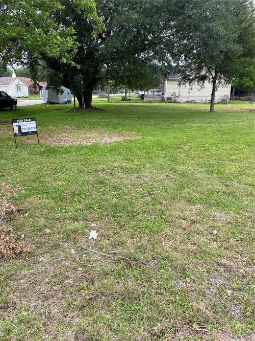 6914 Mike Street, Hitchcock, TX, 77539 | Card Image