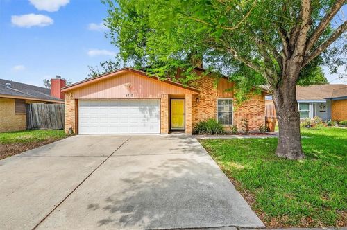 4710 Vail St, Corpus Christi, TX, 78413-4393 | Card Image