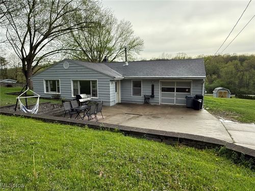 6575 Pleasant Lake Dr Se, East Sparta, OH, 44626-9515 | Card Image