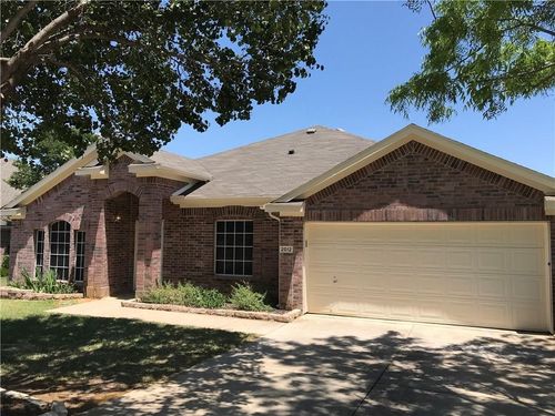 2012 Piper Dr, Corinth, TX, 76210-4120 | Card Image