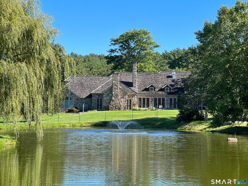 55 Bishop Ln, Avon, CT, 06001-2830 | Card Image