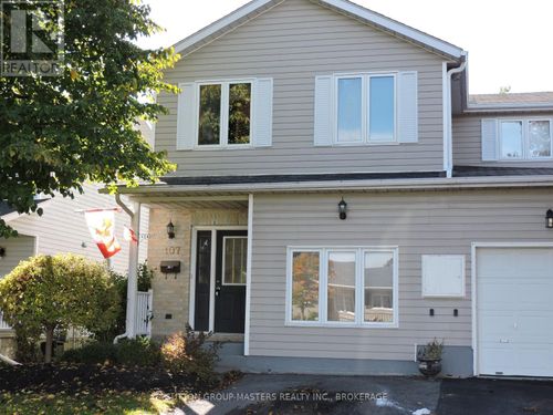 107 Davey Crescent S, Loyalist (Amherstview), ON, K7N1X7 | Card Image