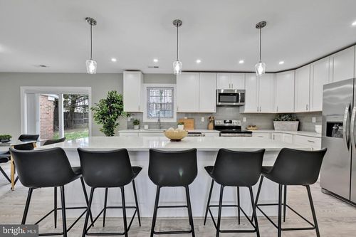 7904 Rosaryville Rd, UPPER MARLBORO, MD, 20772-4458 | Card Image