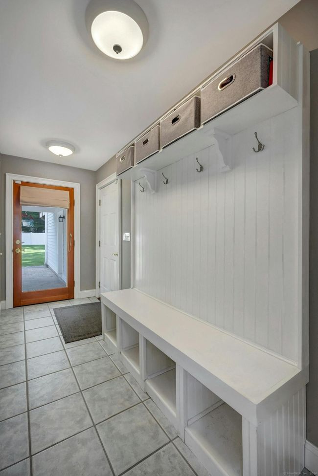Mud Room | Image 11