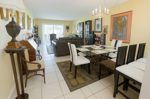 apt-302-671 S Hollybrook Dr, Pembroke Pines, FL, 33025-4061 | Card Image