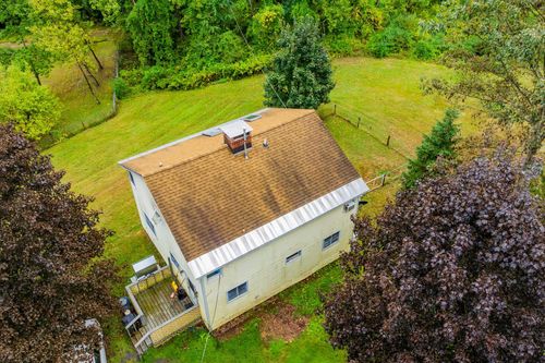 194-190-194 Cemetery Rd, Arlington, VT, 05250-8676 | Card Image