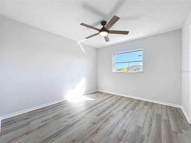 Garage side view | Image 35