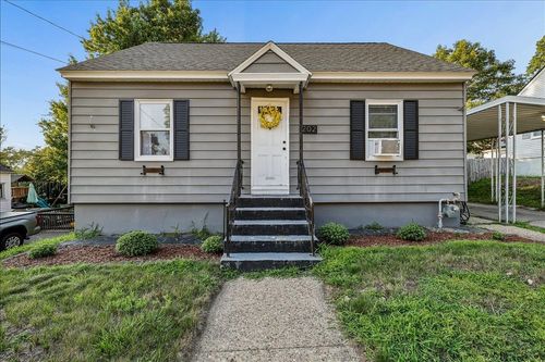 202 Holly Ave, Manchester, NH, 03103-4610 | Card Image