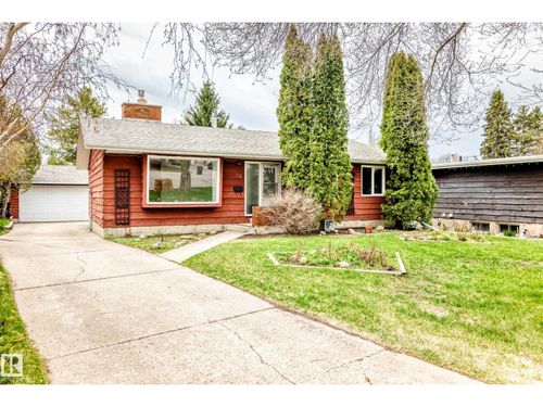 26 Gale Ave, Sherwood Park, AB, T8A2K8 | Card Image