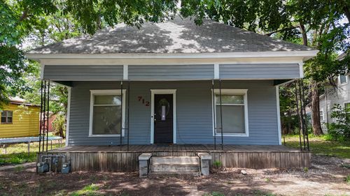 712 S C St, Wellington, KS, 67152-2213 | Card Image