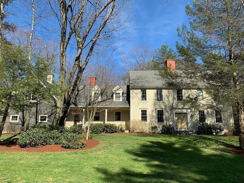 16 Hawthorn Rd, Amherst, MA, 01002-9710 | Card Image