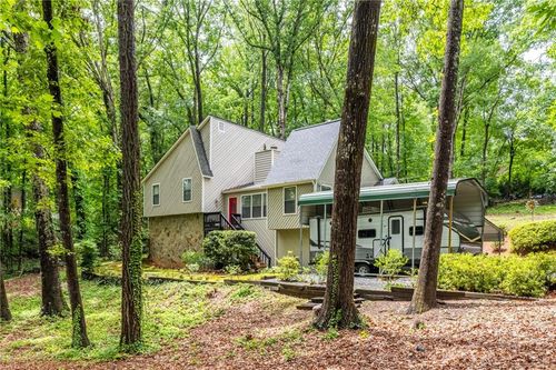 10530 Shallowford Rd, Roswell, GA, 30075-2741 | Card Image