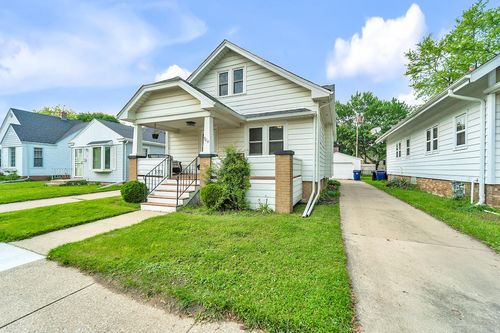 904 Romayne Ave, RACINE, WI, 53402-4365 | Card Image