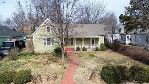 308 E 2nd St, Newton, KS, 67114-3406 | Card Image