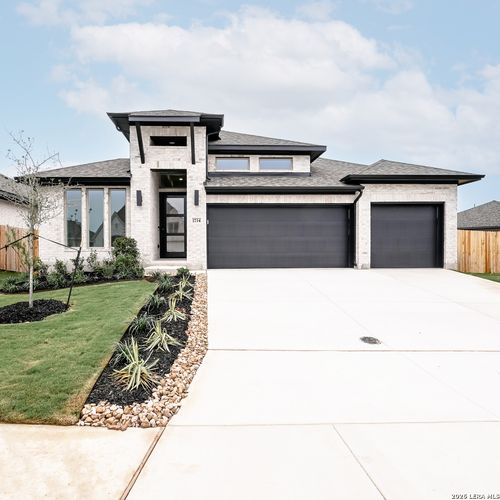 1734 Gyst Rd, Seguin, TX, 78155-4090 | Card Image