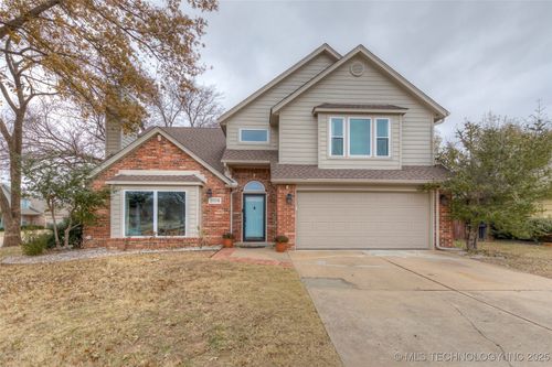 2008 Dallas St, Broken Arrow, OK, 74012-8361 | Card Image