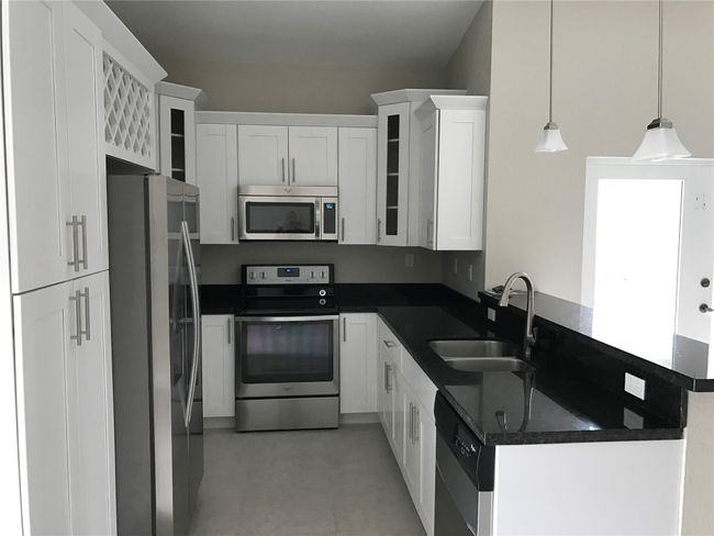 739 Nw 2 Nd Ave, Home with 3 bedrooms, 2 bathrooms and null parking in Fort Lauderdale FL | Image 7